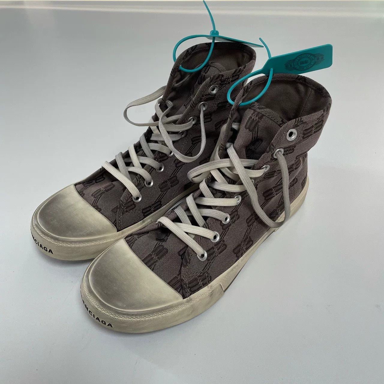 Balenciaga Balenciaga Monogram High Top Sneakers Size 43 Size US 10 / EU 43 - 5 Thumbnail