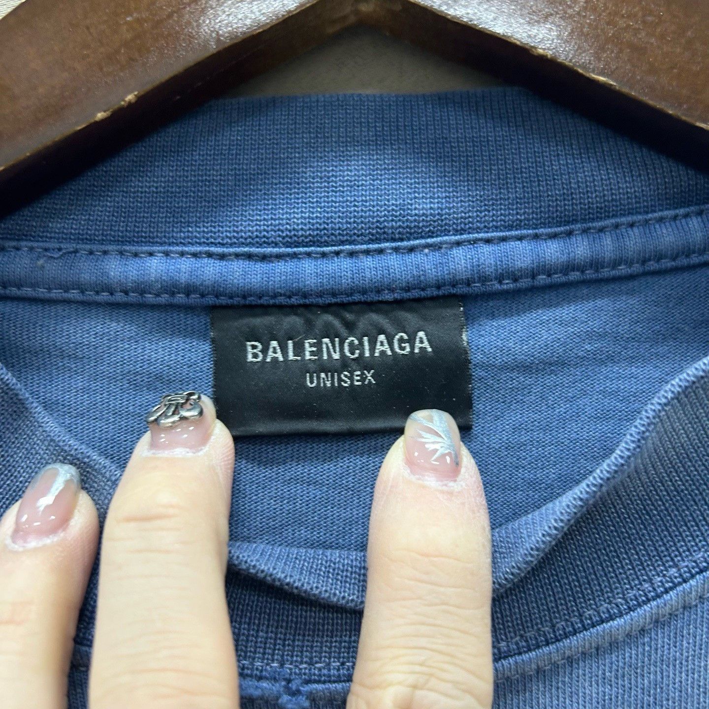 Balenciaga Balenciaga Eiffel Tower T-Shirt Size L Size US L / EU 52-54 / 3 - 4 Thumbnail