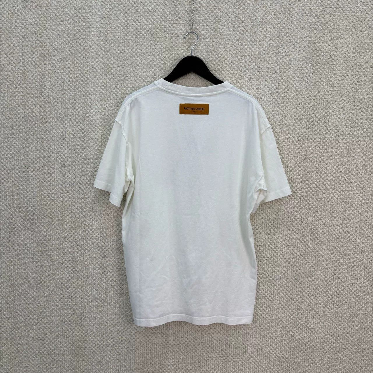 Louis Vuitton Louis Vuitton Rainbow Logo T-Shirt Size M Size US M / EU 48-50 / 2 - 3 Thumbnail