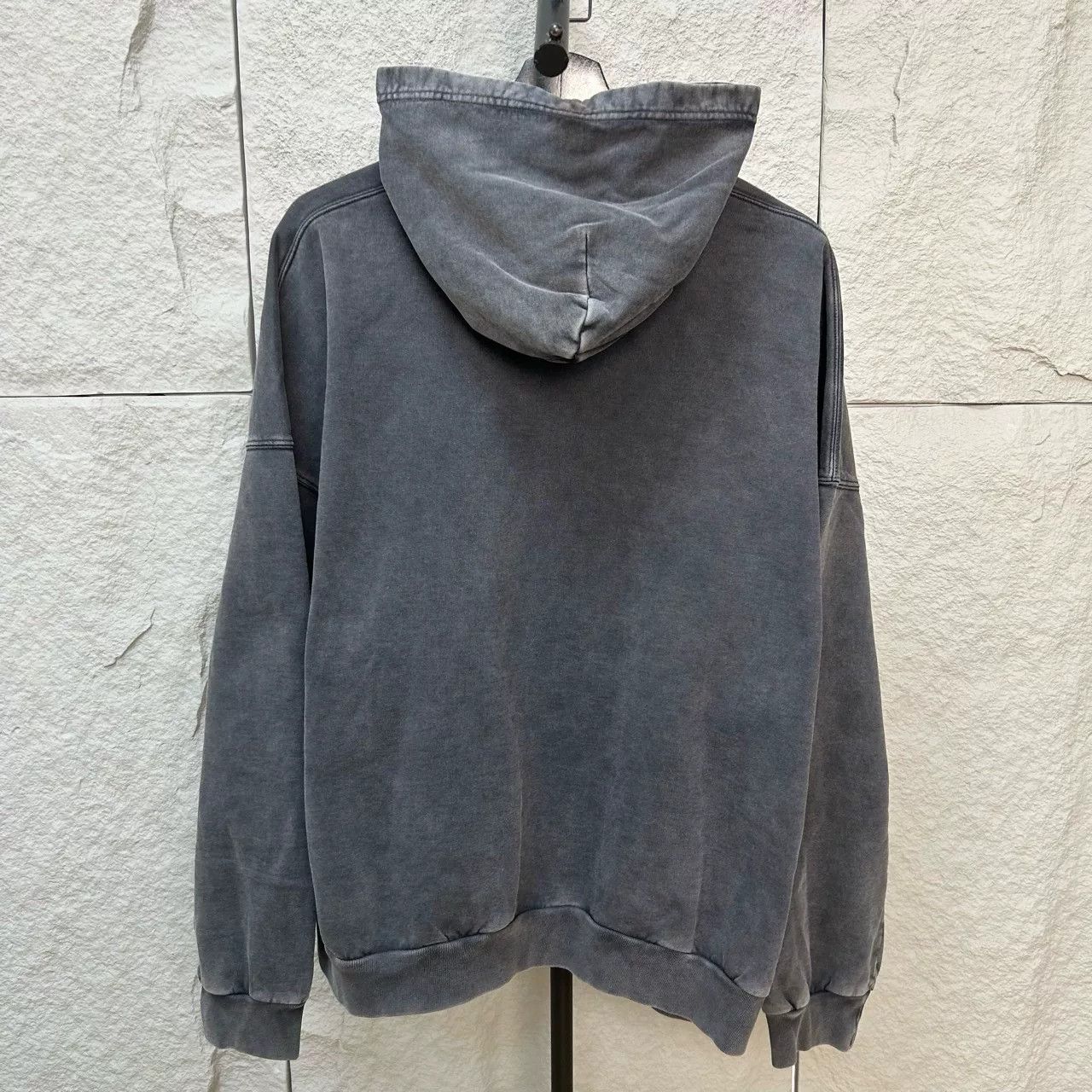 Balenciaga Balenciaga Washed Gray Hoodie Size L Size US L / EU 52-54 / 3 - 3 Thumbnail