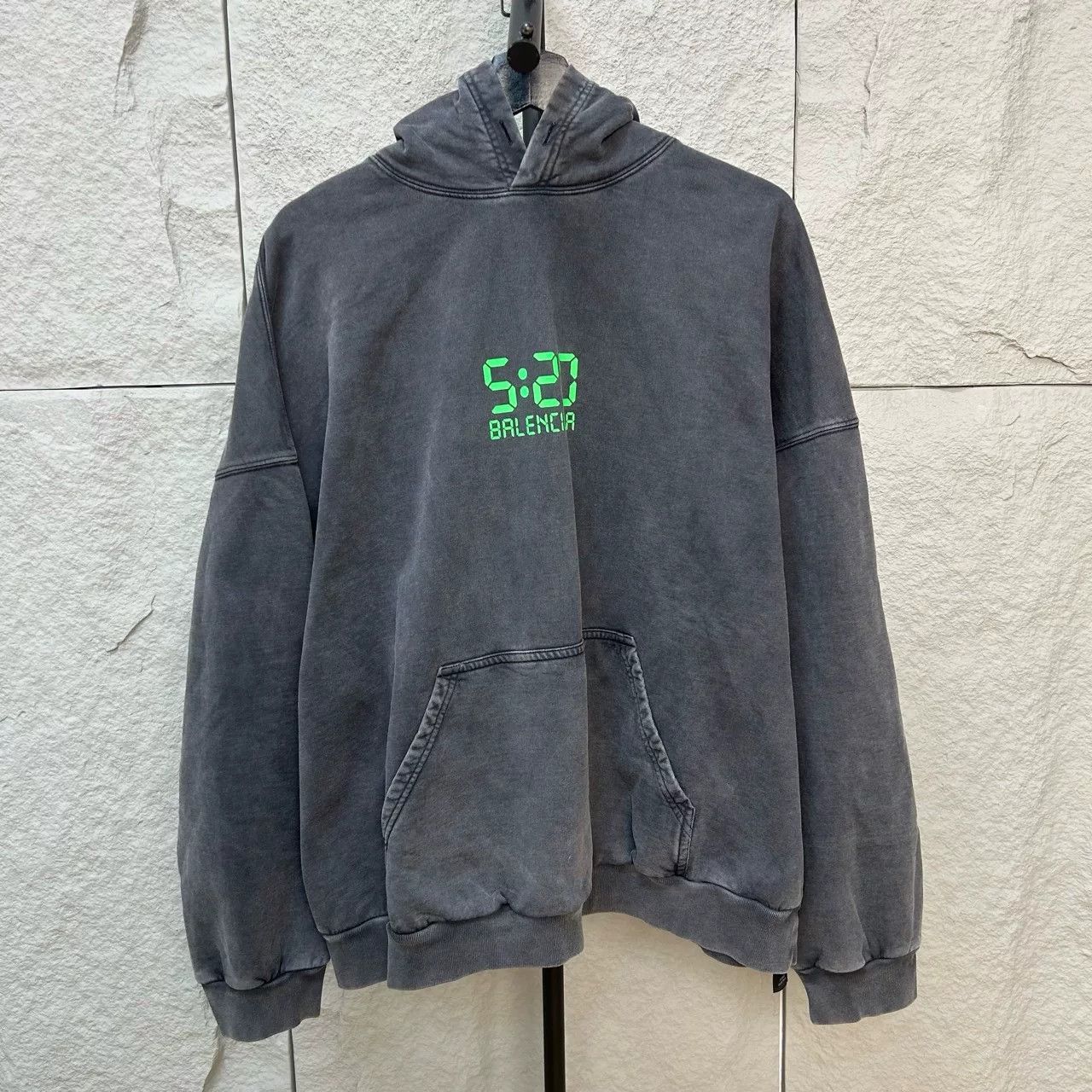 Balenciaga Balenciaga Washed Gray Hoodie Size L Size US L / EU 52-54 / 3 - 2 Thumbnail