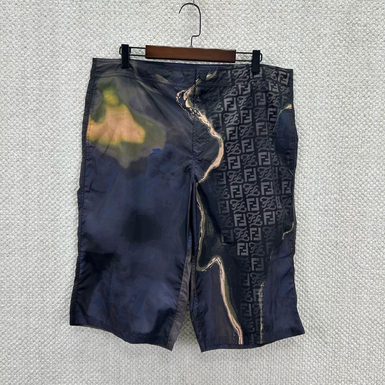 Fendi Fendi Abstract Logo Swim Shorts Size 50 Size US 34 / EU 50 - 2 Thumbnail