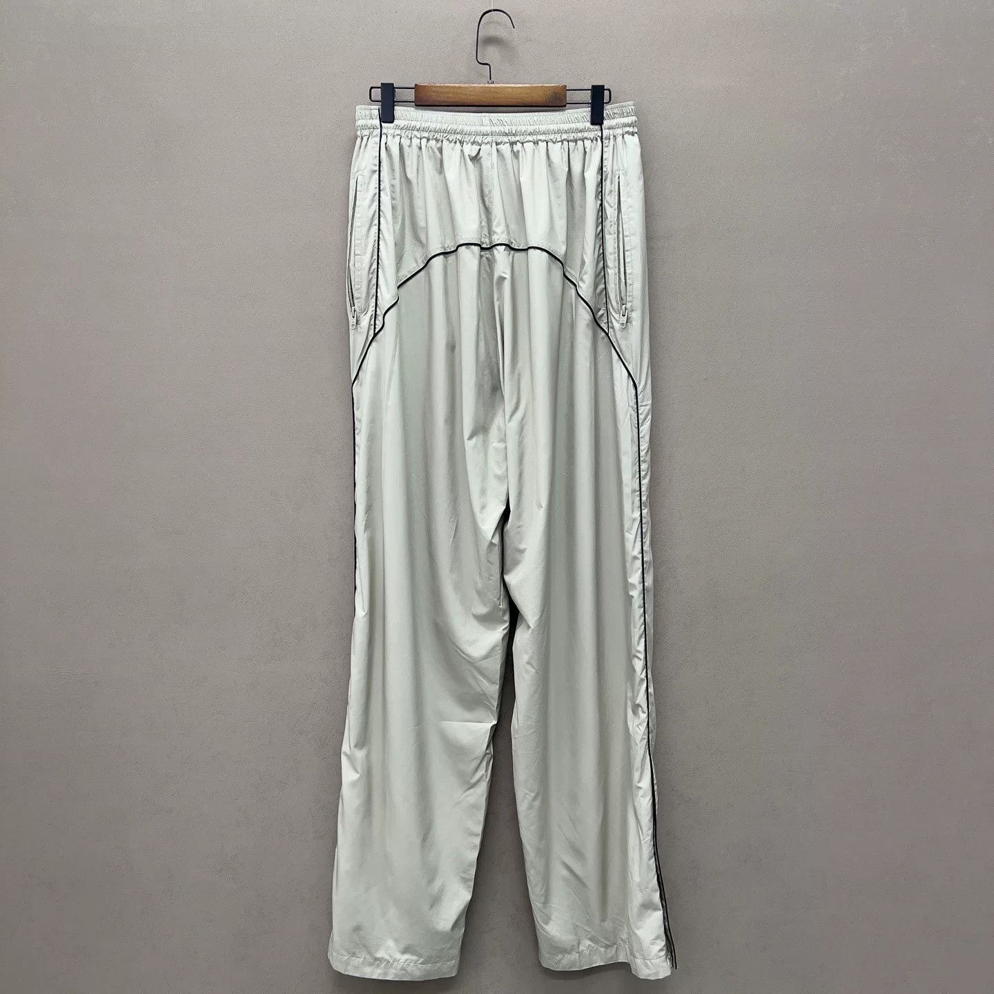 Balenciaga Balenciaga Embroidered Track Pants Size 44 Size US 28 / EU 44 - 4 Thumbnail