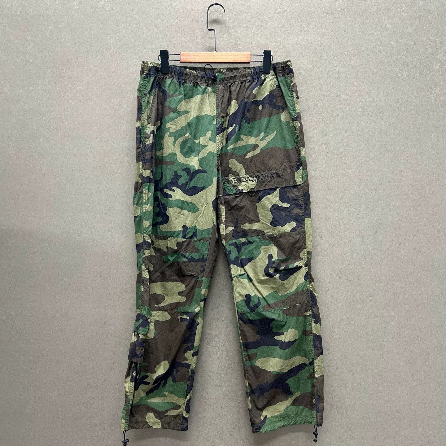 Supreme Supreme Camo Casual Pants Size L Size US 34 / EU 50 - 2 Thumbnail