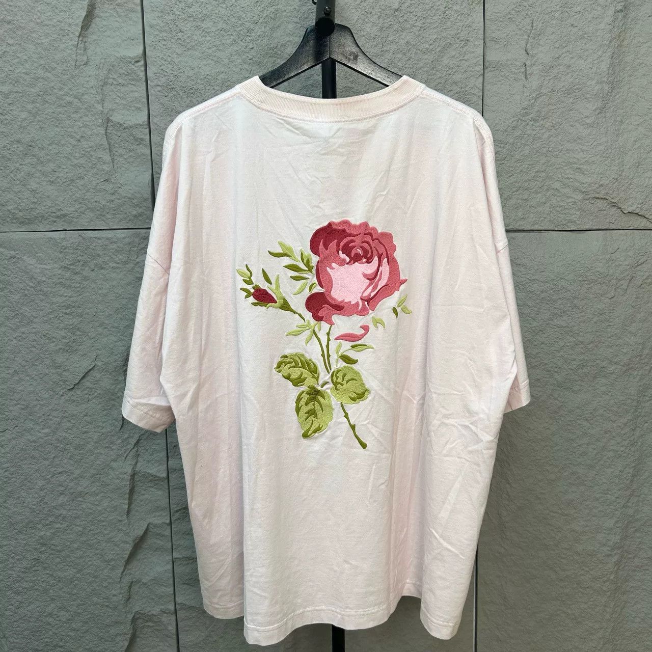 Dior Dior Rose Embroidery Logo T-Shirt XXL Size US XXL / EU 58 / 5 - 3 Thumbnail