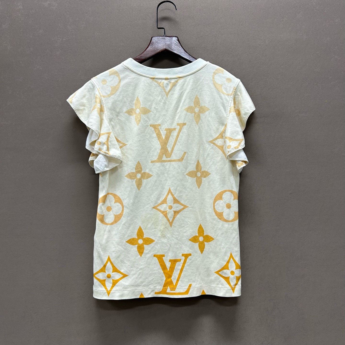 Louis Vuitton Louis Vuitton Monogram Ruffled T-Shirt XS Size XS / US 0-2 / IT 36-38 - 3 Thumbnail