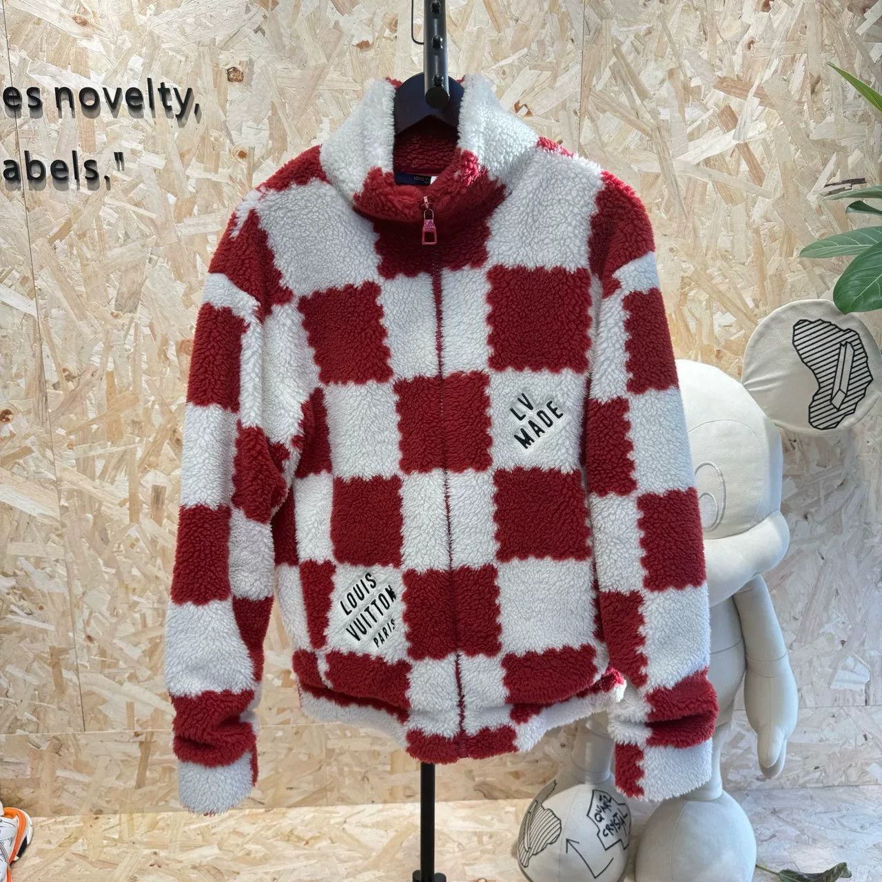 Louis Vuitton Louis Vuitton x Nigo Checkered Fleece Jacket L Size US L / EU 52-54 / 3 - 2 Thumbnail