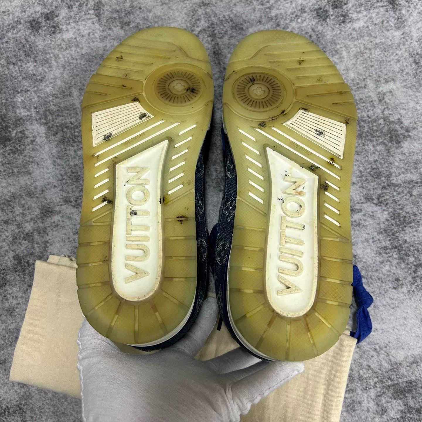 Louis Vuitton Louis Vuitton Denim Monogram Low-Top Sneakers US 8 Size US 8 / EU 41 - 8 Thumbnail