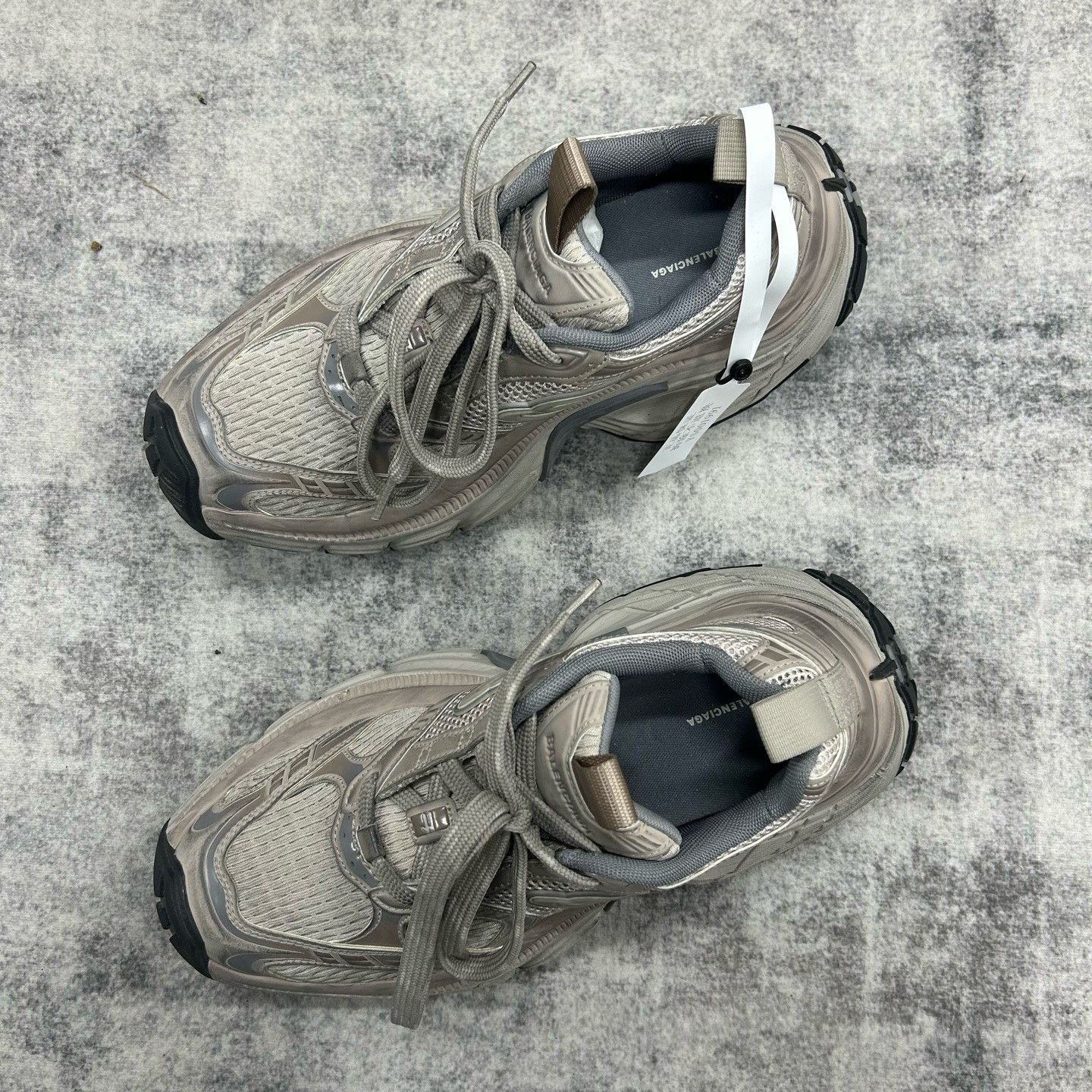 Balenciaga Balenciaga 6XL Sneakers US 6 Size US 6 / EU 39 - 3 Thumbnail