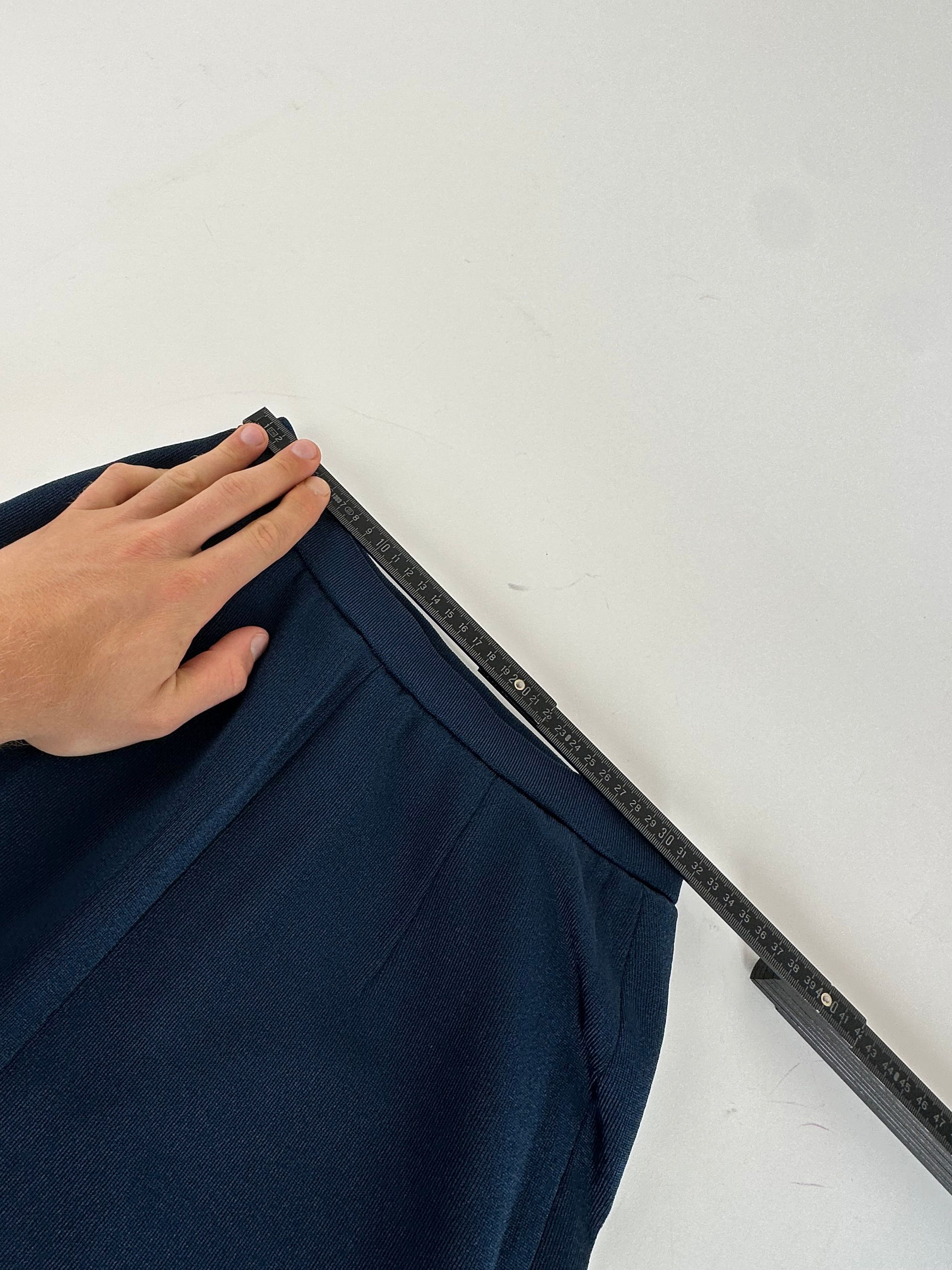 Yves Saint Laurent Vintage Navy Wool Maxi Skirt Size 30" / US 8 / IT 44 - 9 Thumbnail