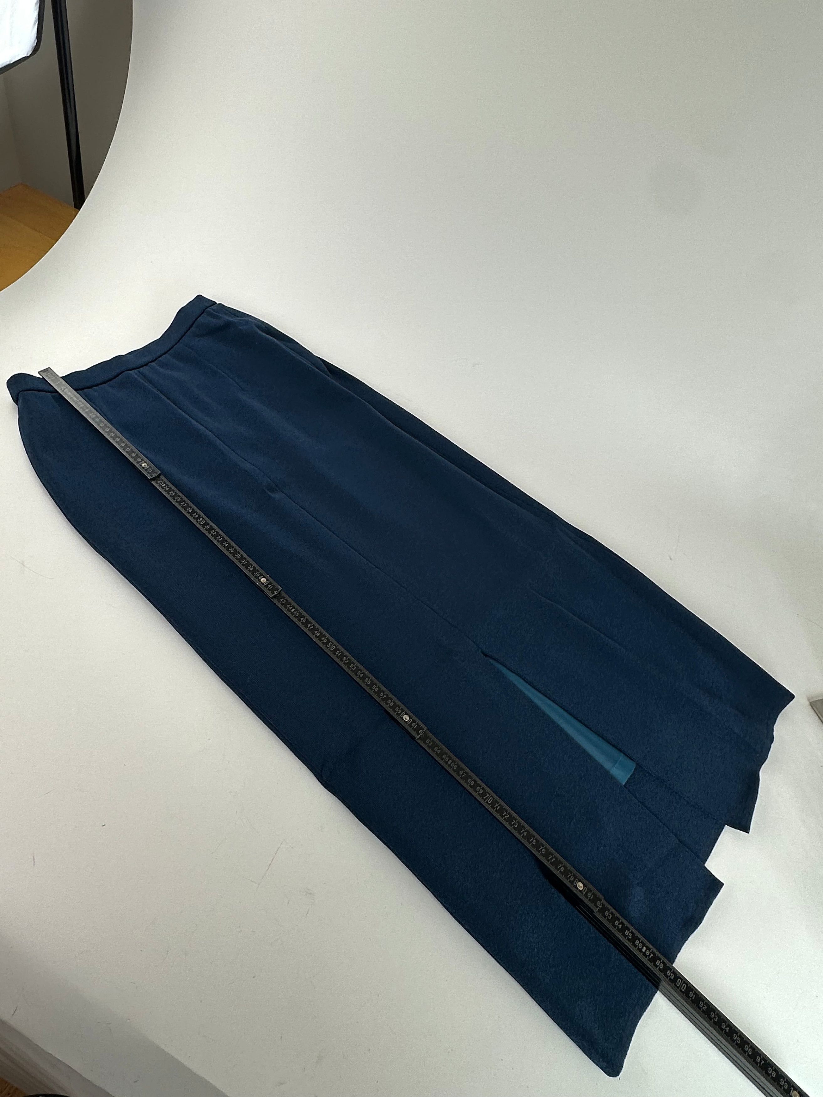 Yves Saint Laurent Vintage Navy Wool Maxi Skirt Size 30" / US 8 / IT 44 - 8 Thumbnail