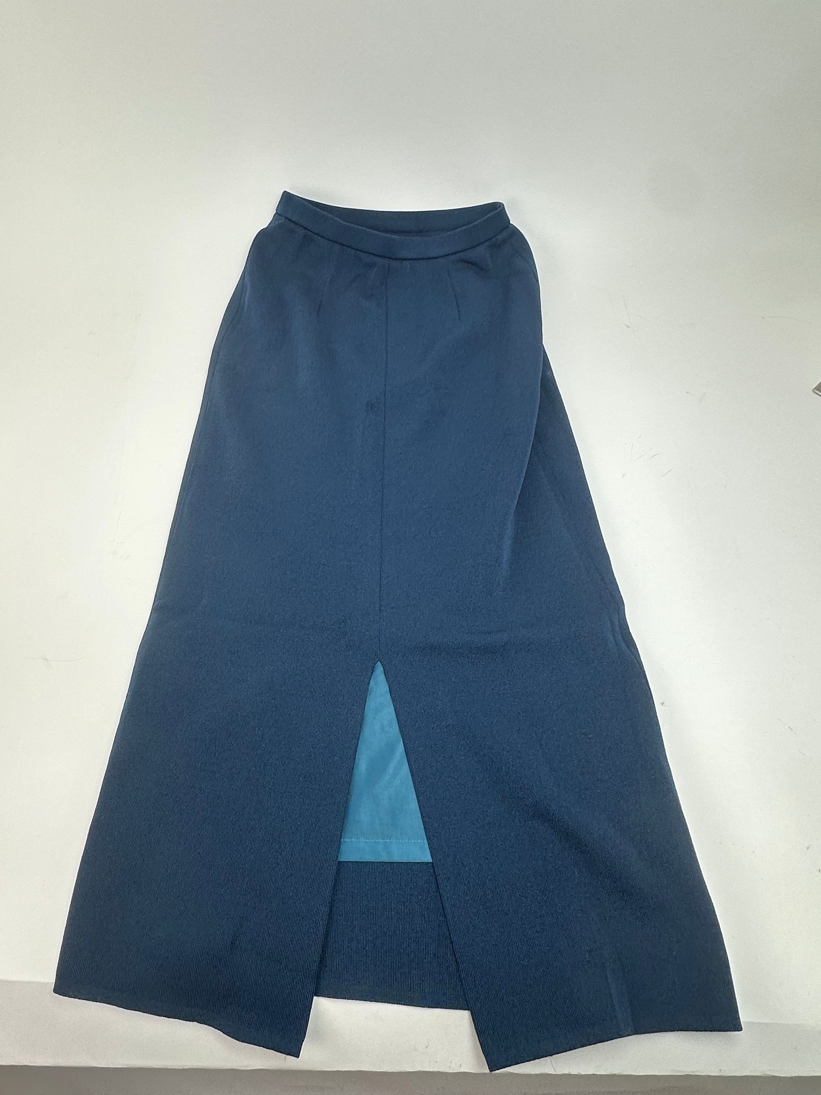 Yves Saint Laurent Vintage Navy Wool Maxi Skirt Size 30" / US 8 / IT 44 - 6 Thumbnail
