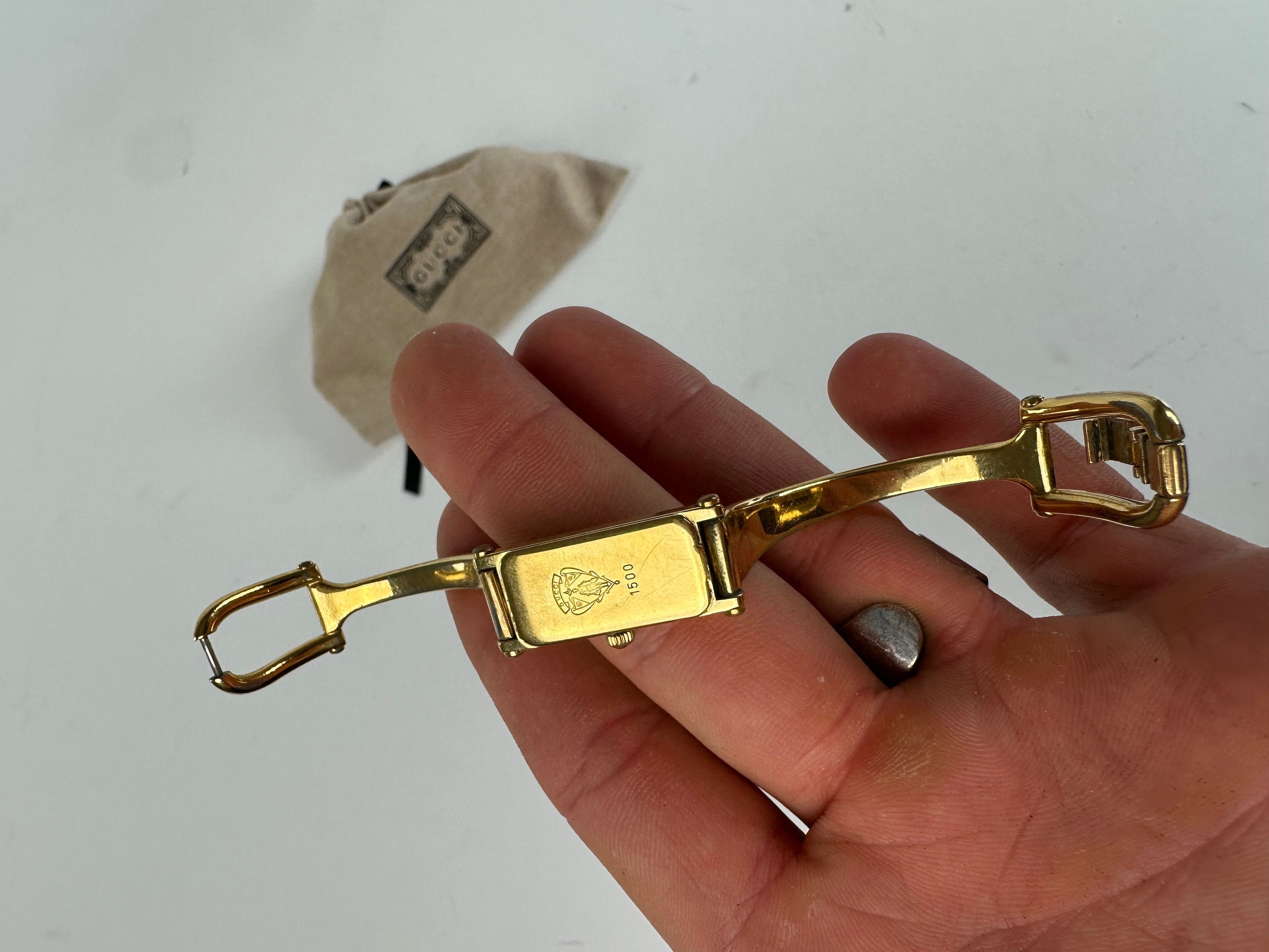Gucci Vintage 1500 Bangle Watch Gold Size ONE SIZE - 5 Thumbnail