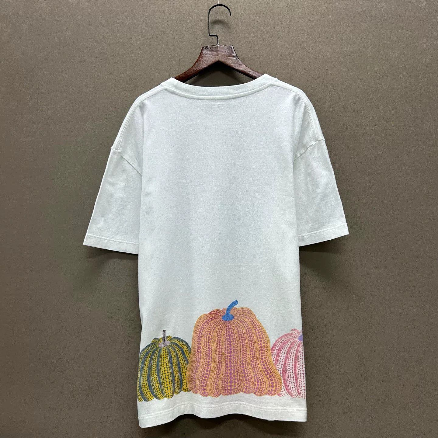 Louis Vuitton Louis Vuitton x Yayoi Kusama Pumpkin Print T-Shirt Size M Size US M / EU 48-50 / 2 - 3 Thumbnail