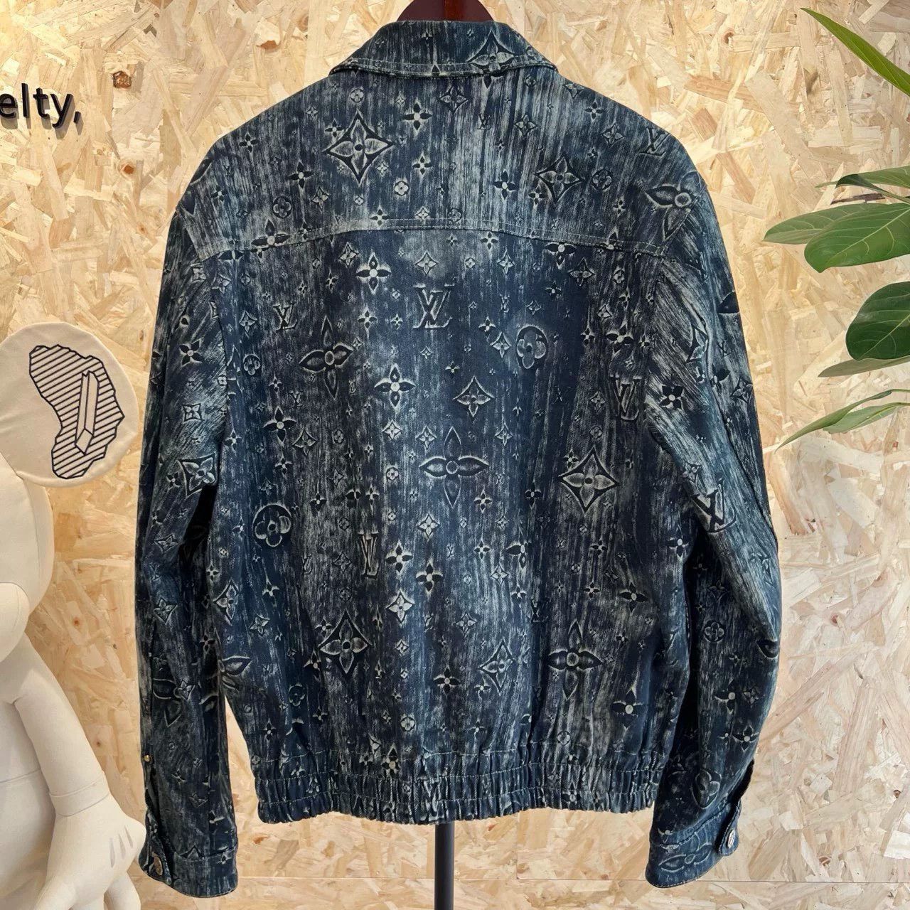 Louis Vuitton Louis Vuitton Monogram Denim Jacket Size 50 Size US M / EU 48-50 / 2 - 3 Thumbnail