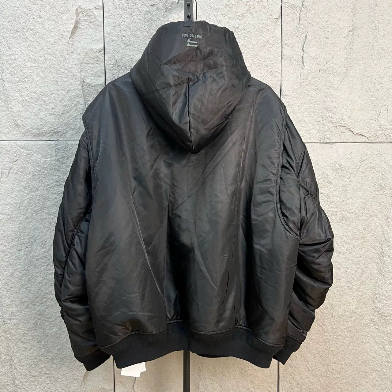 Balenciaga Balenciaga Nylon Pullover Jacket Size S Size US S / EU 44-46 / 1 - 3 Thumbnail
