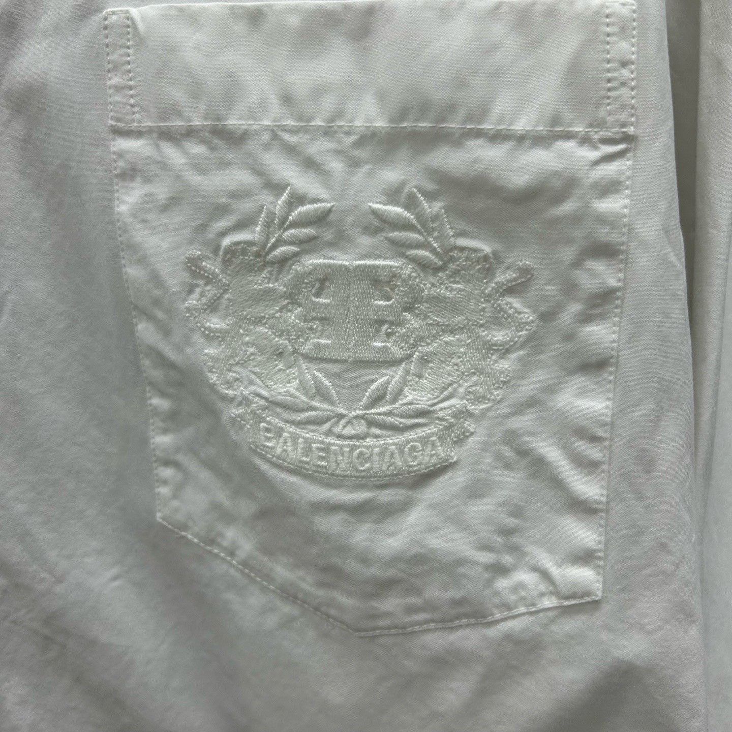 Balenciaga Balenciaga Embroidered Logo Button Up Shirt Size S Size US S / EU 44-46 / 1 - 4 Thumbnail