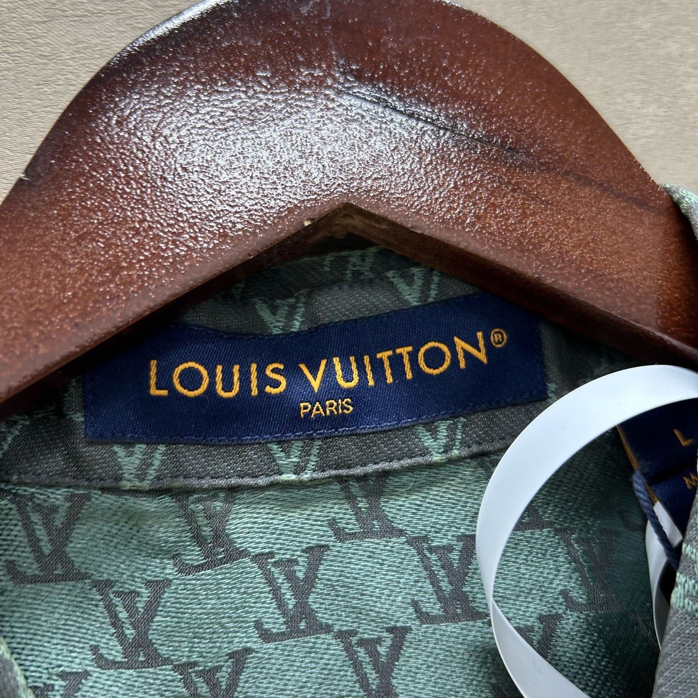 Louis Vuitton Louis Vuitton Monogram Short Sleeve Shirt Size L Size US L / EU 52-54 / 3 - 4 Thumbnail