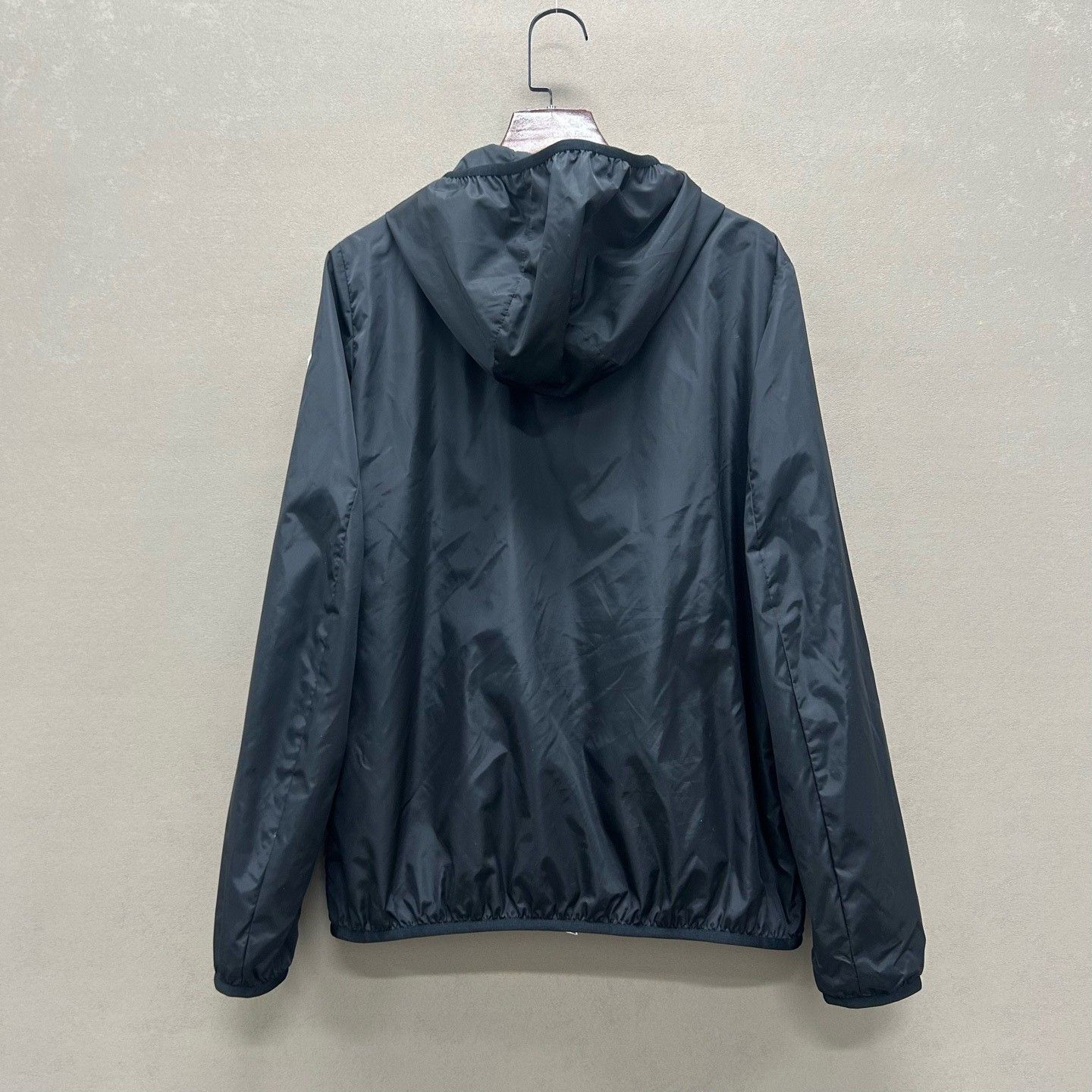 Moncler Moncler Ruffle Detail Light Jacket Size XS Size XS / US 0-2 / IT 36-38 - 3 Thumbnail