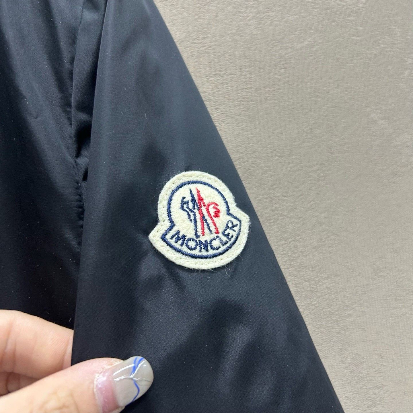 Moncler Moncler Ruffle Detail Light Jacket Size XS Size XS / US 0-2 / IT 36-38 - 4 Thumbnail