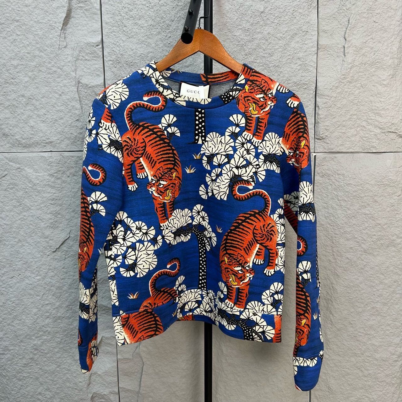 Gucci Gucci Tiger Print Sweatshirt Size US XXS Size US XXS / EU 40 - 2 Thumbnail