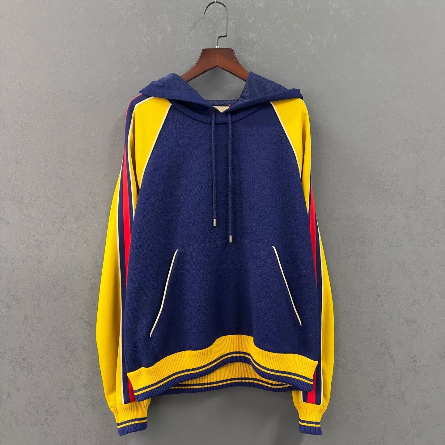 Gucci Gucci Embossed Logo Colorblock Hoodie Size M Size US M / EU 48-50 / 2 - 2 Thumbnail