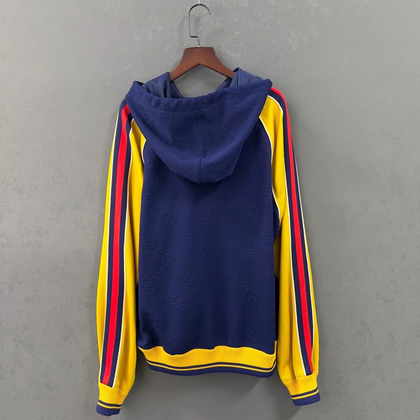 Gucci Gucci Embossed Logo Colorblock Hoodie Size M Size US M / EU 48-50 / 2 - 3 Thumbnail