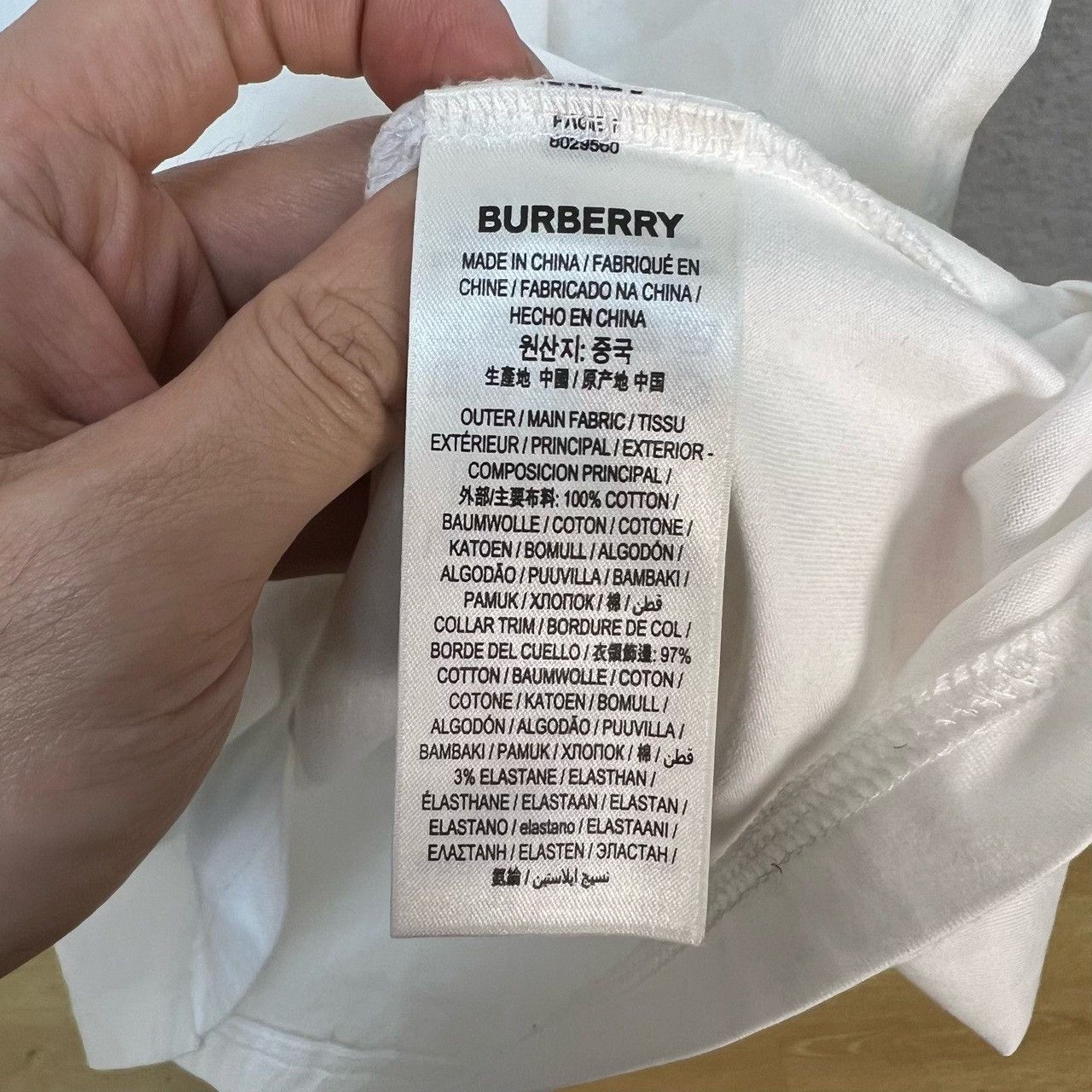 Burberry Burberry Unicorn Print T-Shirt Size M Size US M / EU 48-50 / 2 - 5 Thumbnail