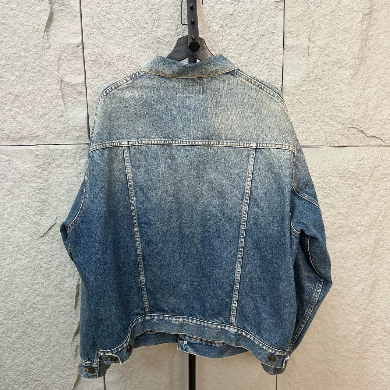 Balenciaga Balenciaga Logo Denim Jacket Size 48 Size US M / EU 48-50 / 2 - 3 Thumbnail
