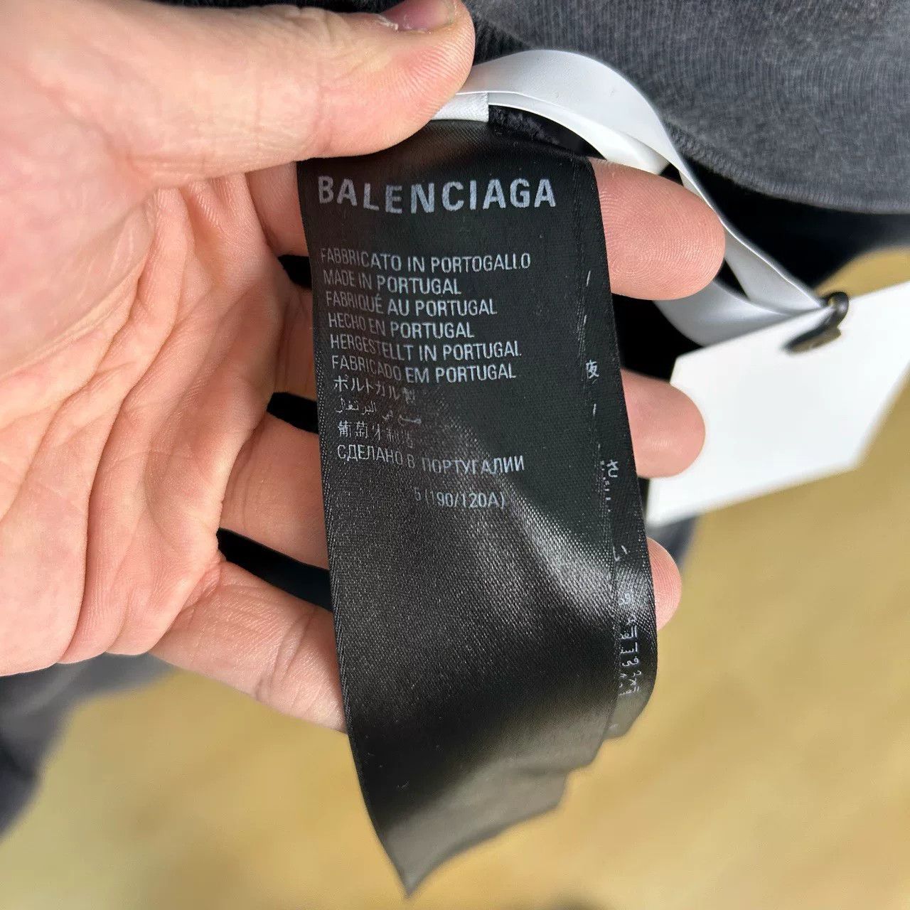 Balenciaga Balenciaga Logo Hoodie Size XXL Size US XXL / EU 58 / 5 - 5 Thumbnail