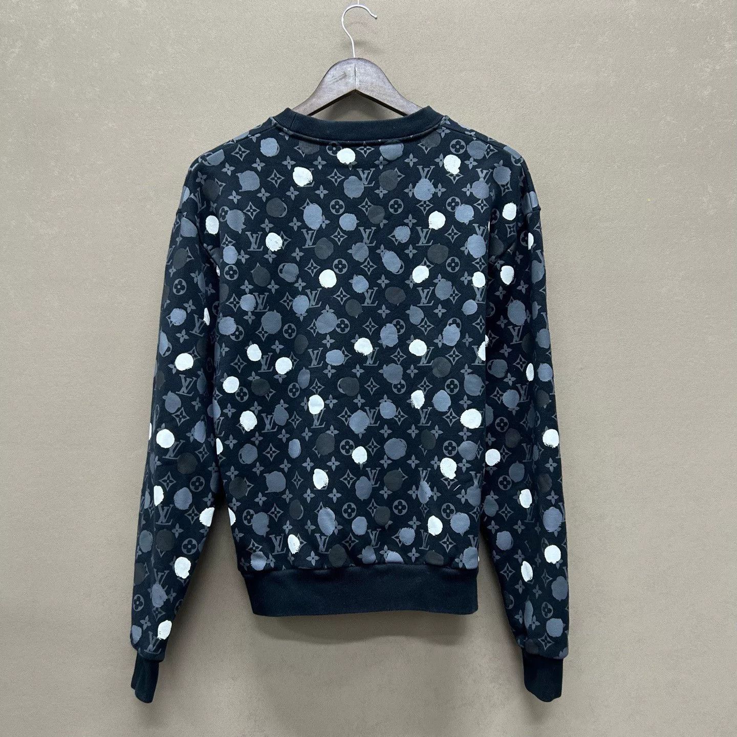 Louis Vuitton Louis Vuitton x Yayoi Kusama Monogram Sweatshirt Size XS Size US XS / EU 42 / 0 - 3 Thumbnail