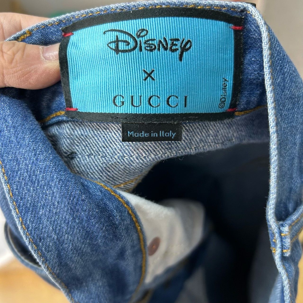 Gucci Gucci x Disney Donald Duck Embroidered Jeans Size 25 Size 25" / US 0 / IT 36 - 4 Thumbnail