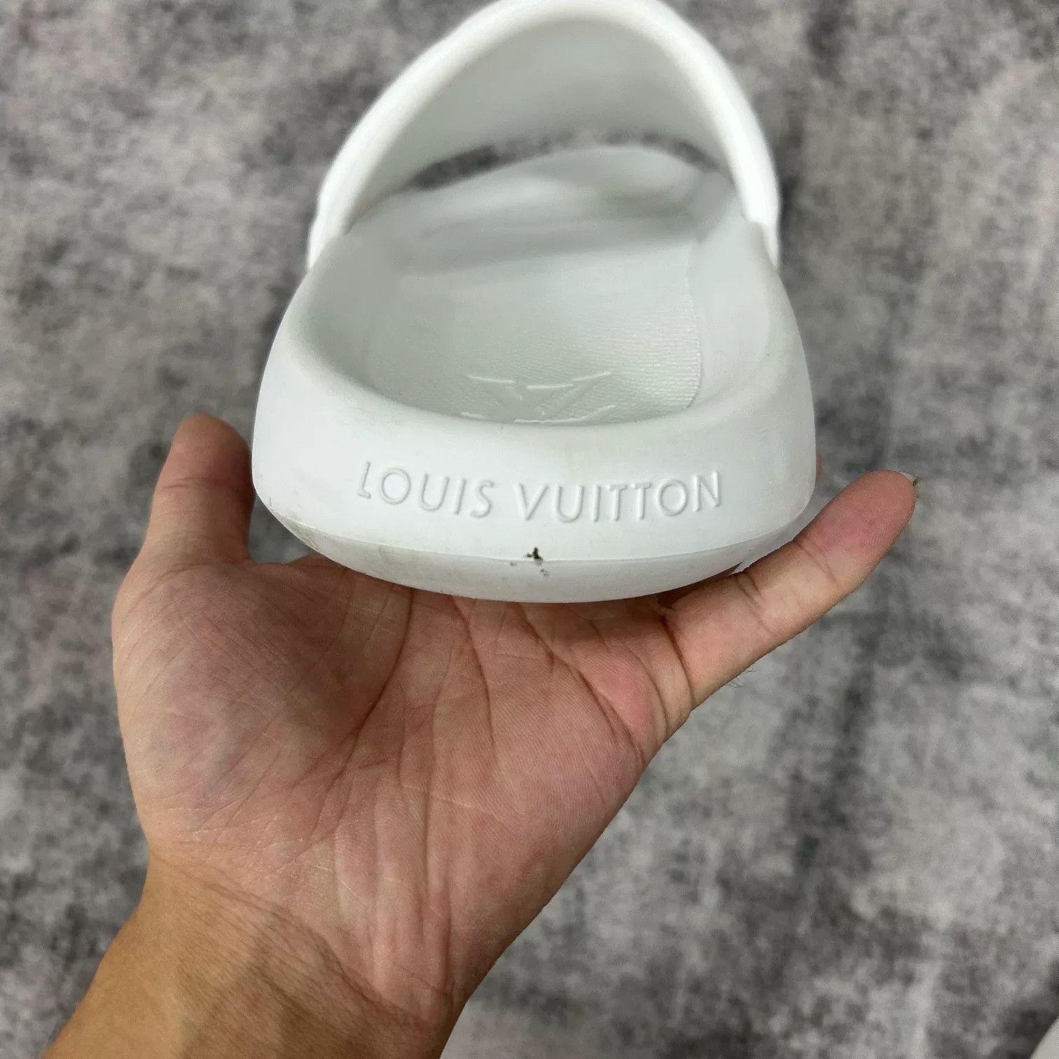 Louis Vuitton Louis Vuitton Waterfront Slides Size 10 Size US 10 / EU 43 - 7 Thumbnail