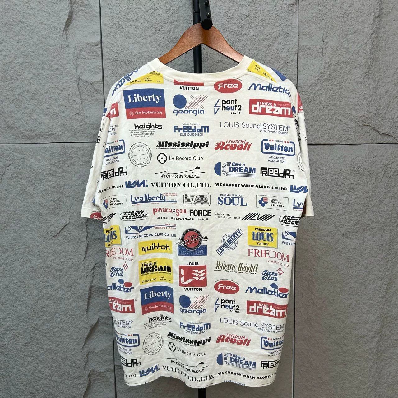 Louis Vuitton Louis Vuitton Freedom Graphic Print T-Shirt Size XXL Size US XXL / EU 58 / 5 - 3 Thumbnail