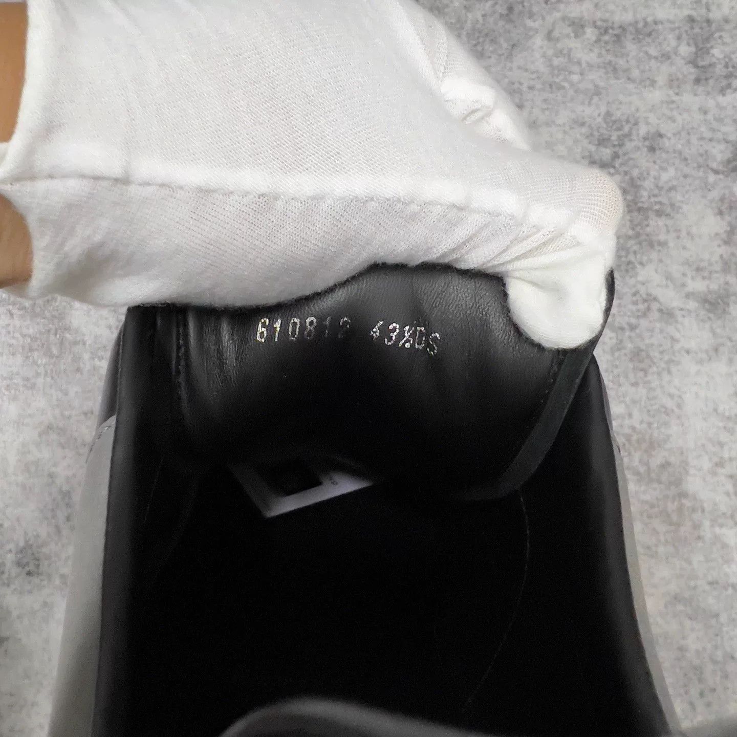 Alexander McQueen Alexander McQueen Black Transparent Sole Sneakers Size 10 Size US 10 / EU 43 - 8 Thumbnail