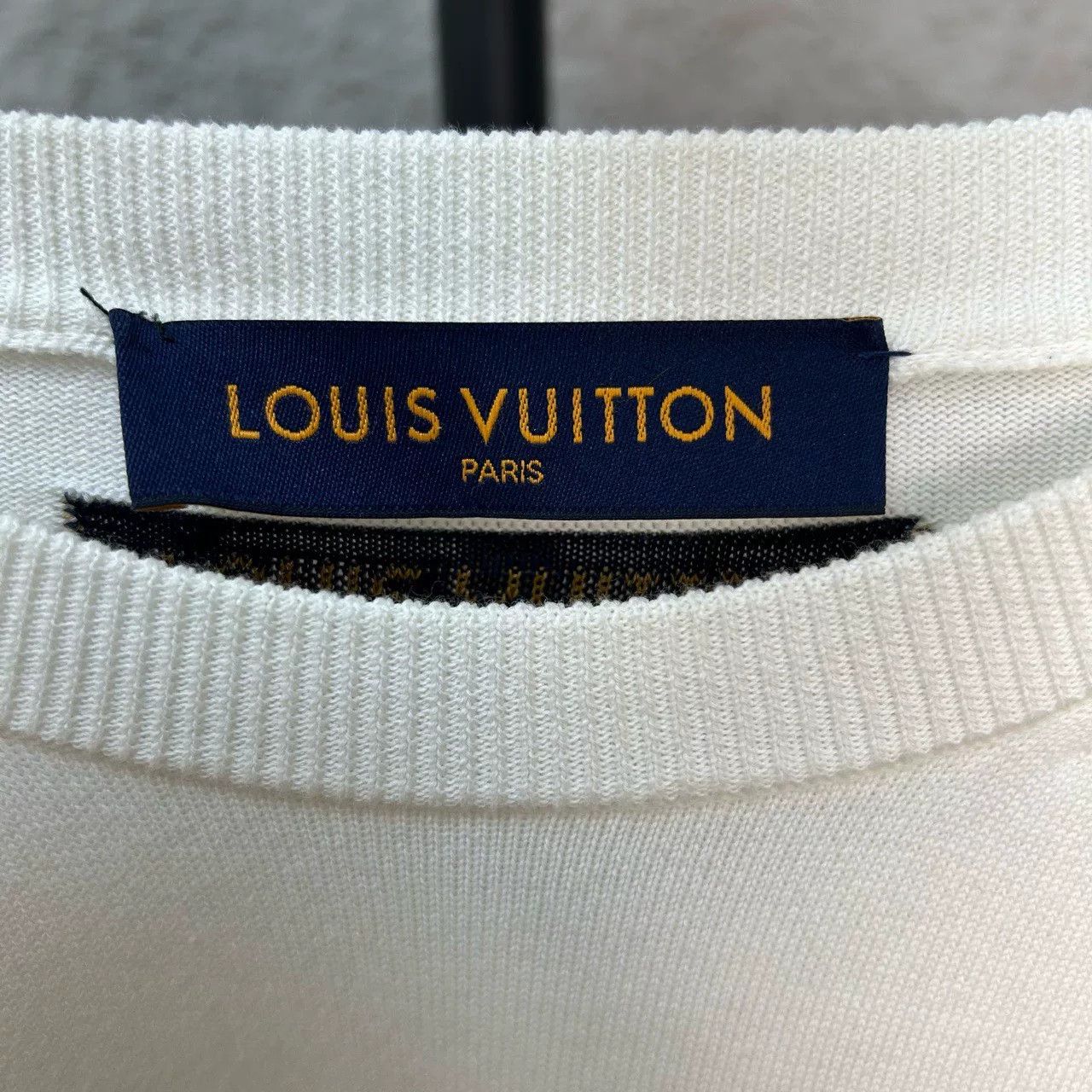 Louis Vuitton Louis Vuitton Green Logo Knit T-Shirt Size XS Size US XS / EU 42 / 0 - 4 Thumbnail