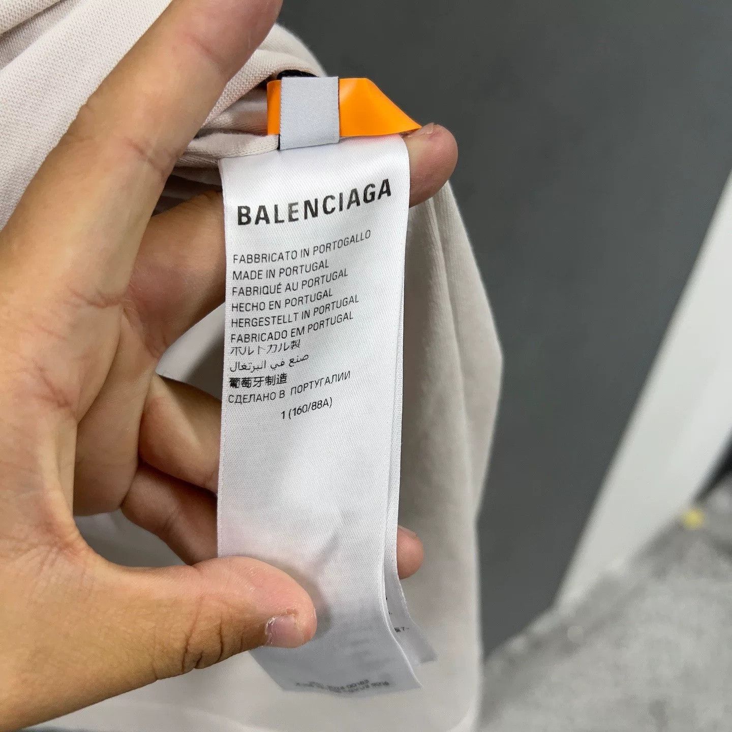Balenciaga Balenciaga Internal Use Only T-Shirt Size S Size US S / EU 44-46 / 1 - 5 Thumbnail