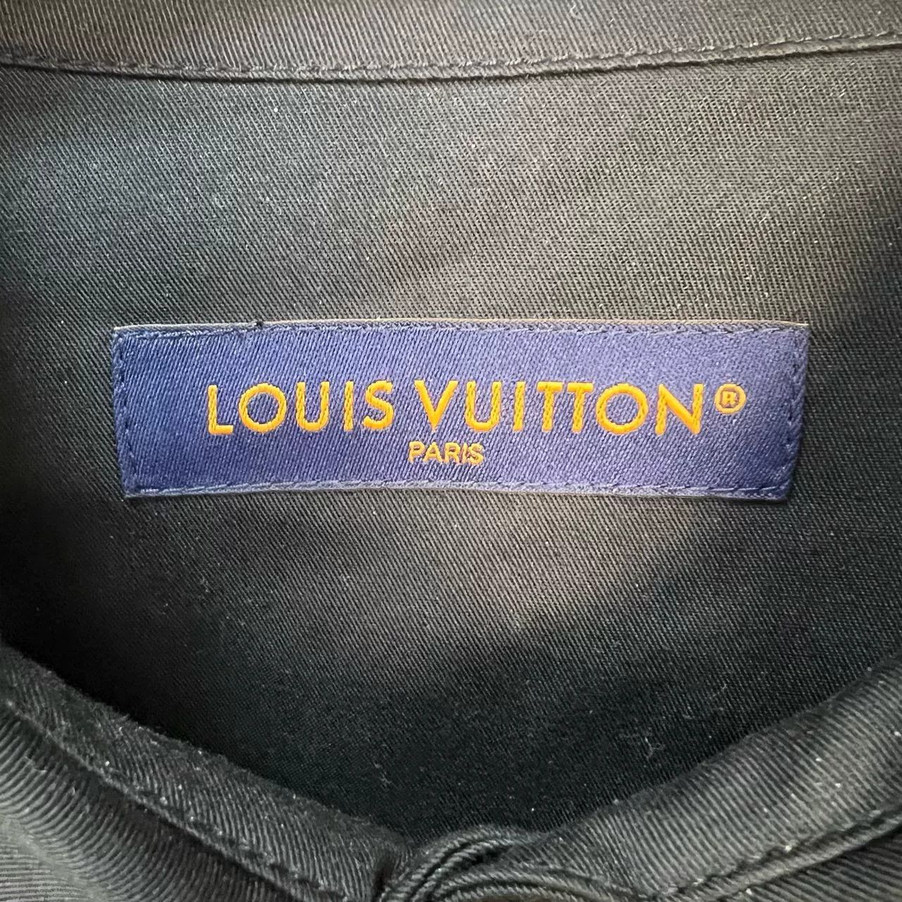 Louis Vuitton Louis Vuitton Flocked Monogram Shirt Size M Size US M / EU 48-50 / 2 - 4 Thumbnail