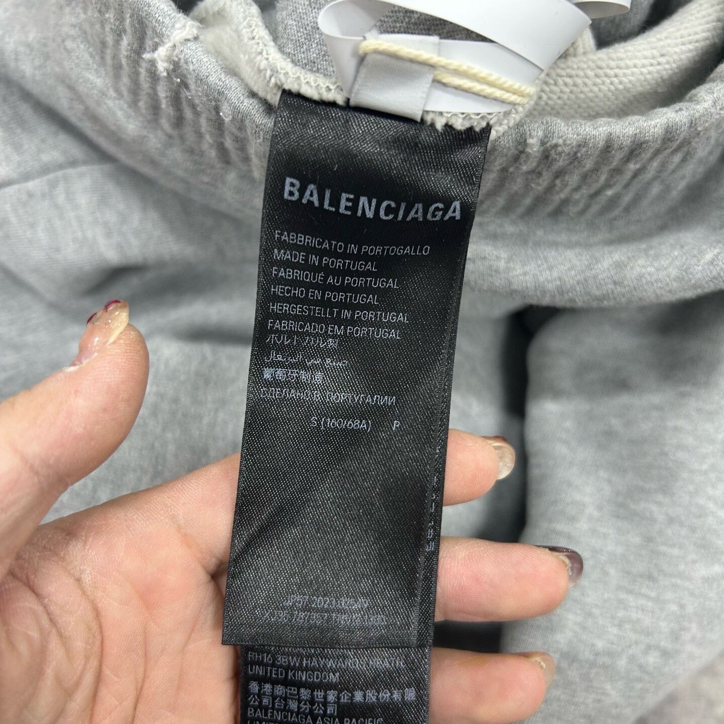 Balenciaga Balenciaga Distressed Sweatpants Size S Size US 30 / EU 46 - 5 Thumbnail