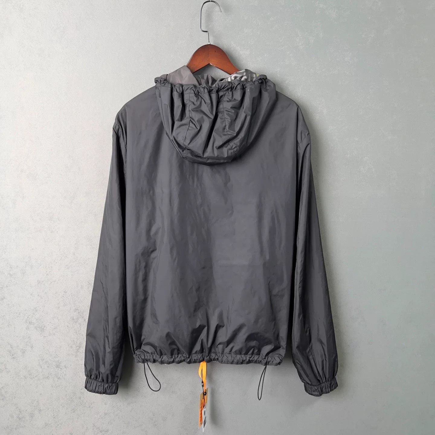 Fendi Fendi FF Logo Reversible Windbreaker Size 50 Size US M / EU 48-50 / 2 - 5 Thumbnail