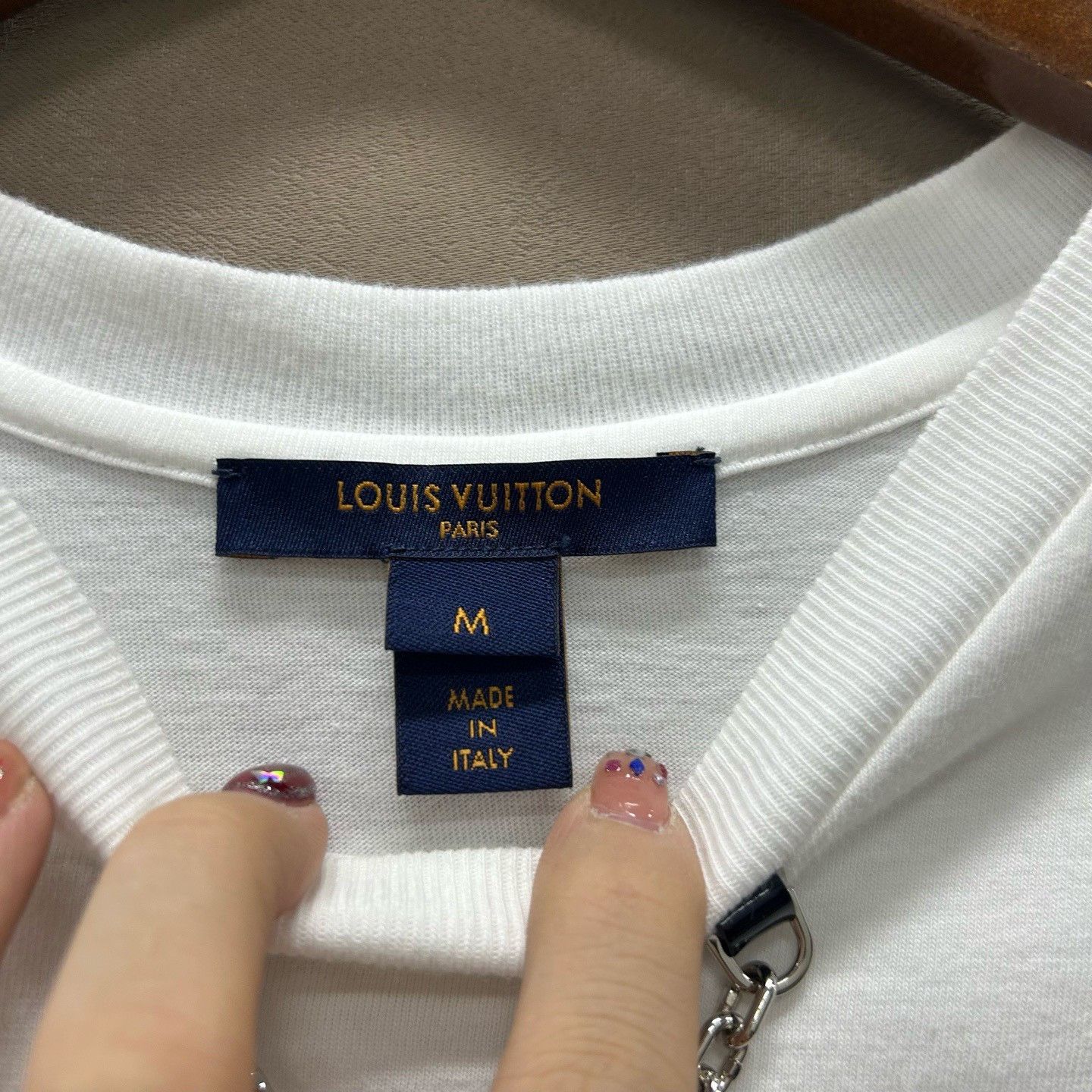 Louis Vuitton Louis Vuitton Chain Print Short Sleeve T-Shirt Size M Size US M / EU 48-50 / 2 - 4 Thumbnail