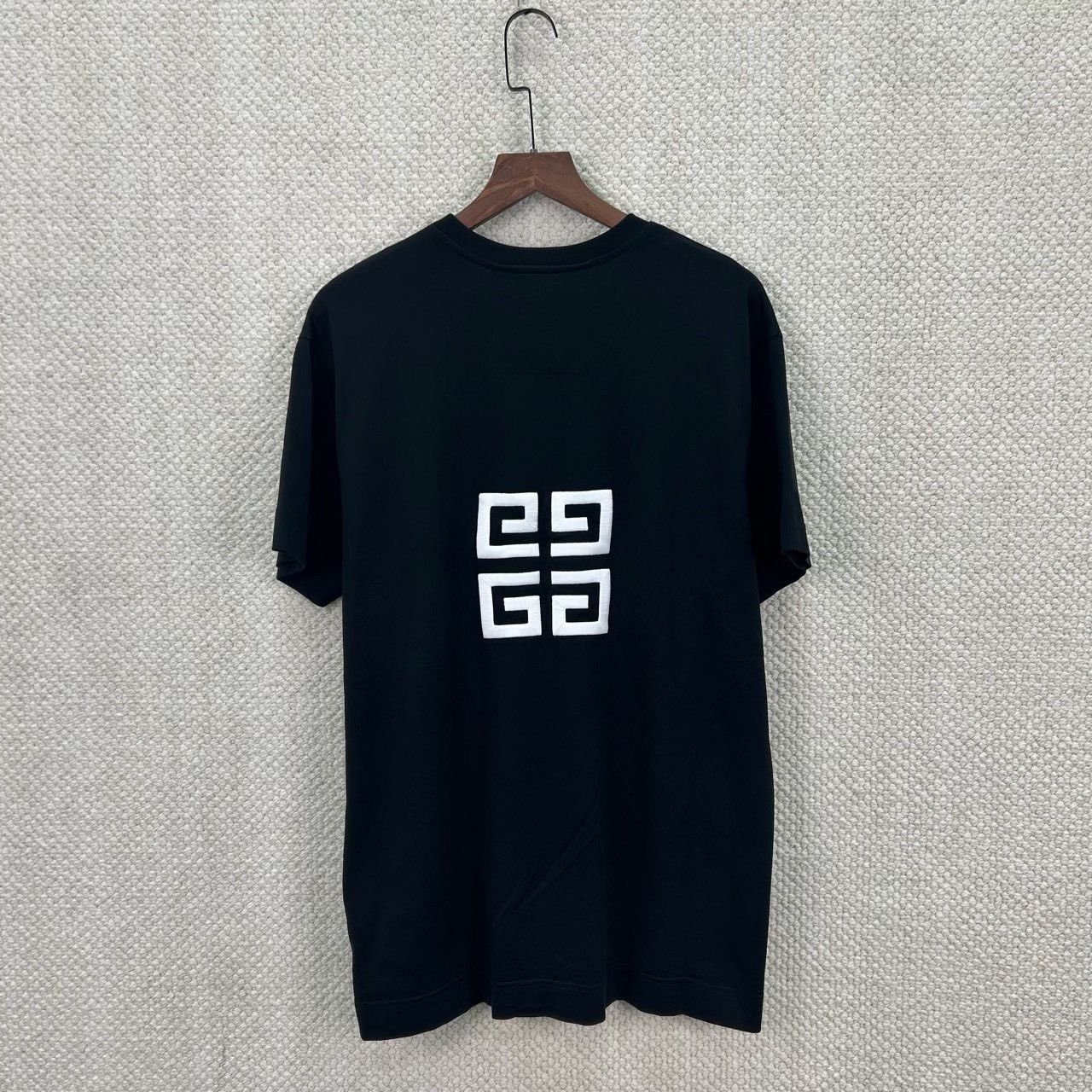 Givenchy Givenchy Logo Embroidery Short Sleeve T-Shirt Size M Size US M / EU 48-50 / 2 - 3 Thumbnail