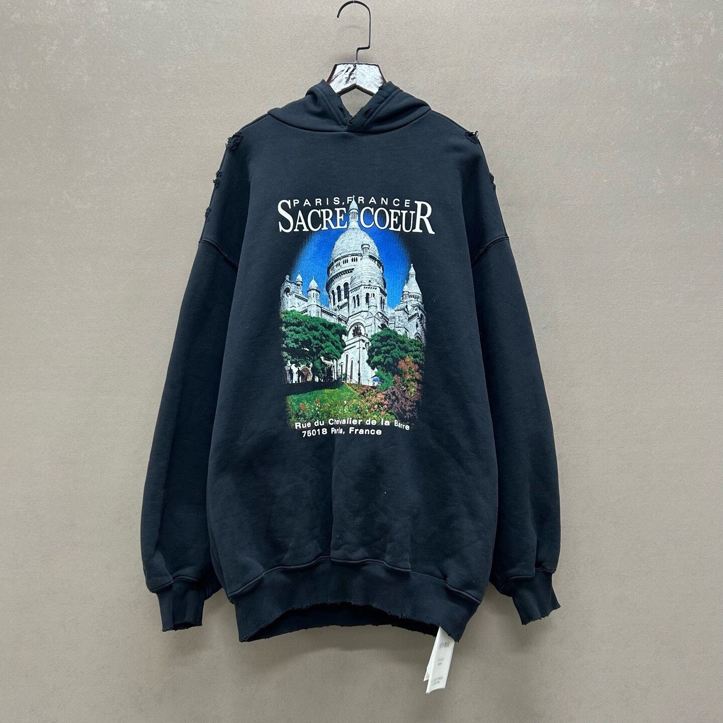 Balenciaga Balenciaga Sacre Coeur Graphic Distressed Hoodie Size XXS Size US XXS / EU 40 - 2 Thumbnail