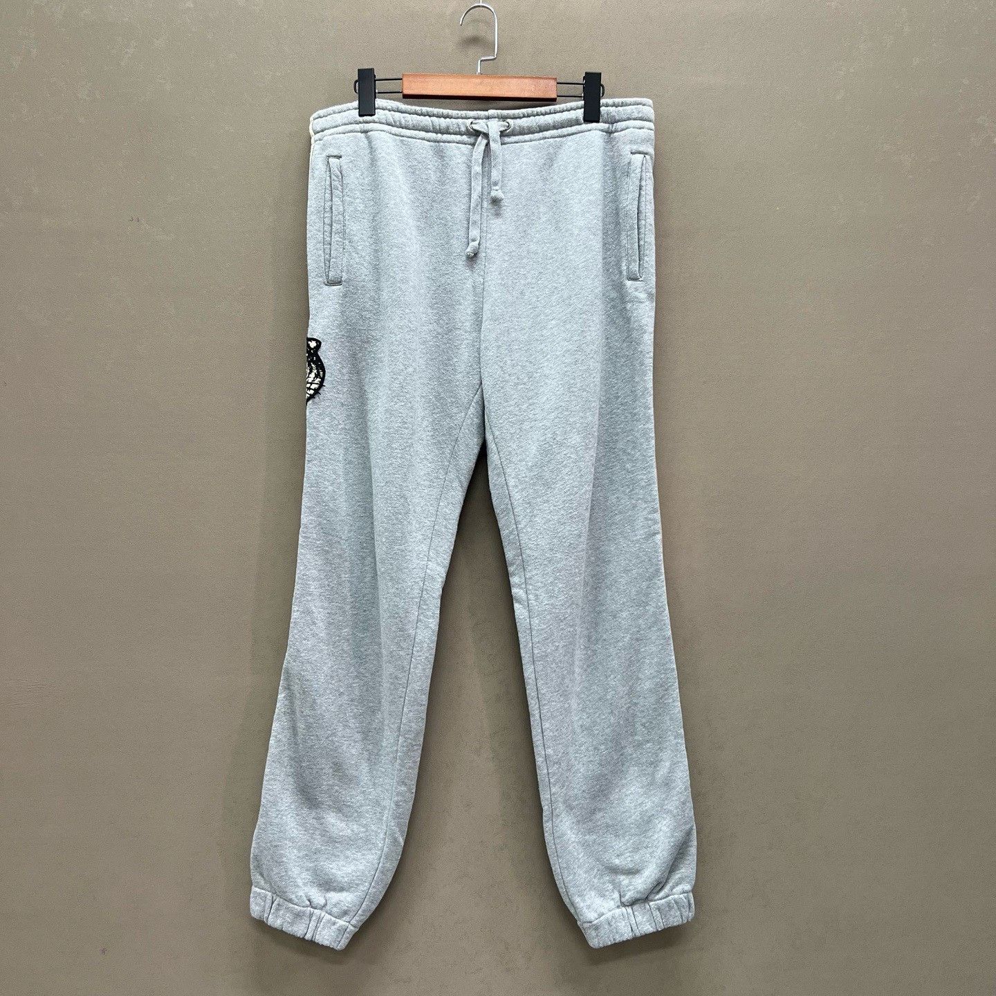 Gucci Gucci Tiger Stripe Sweatpants Size XL Size US 36 / EU 52 - 2 Thumbnail