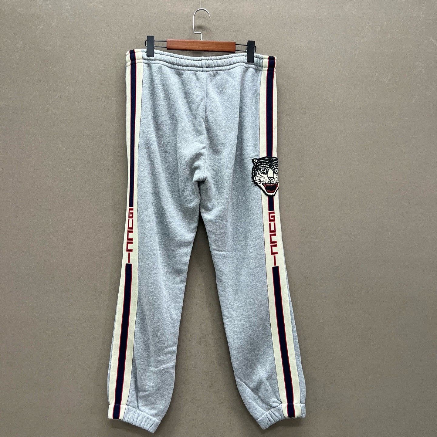 Gucci Gucci Tiger Stripe Sweatpants Size XL Size US 36 / EU 52 - 3 Thumbnail