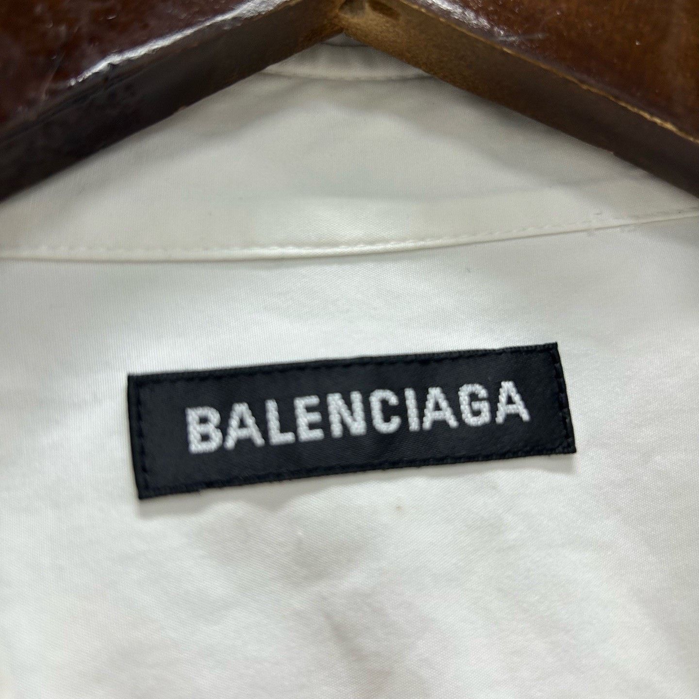 Balenciaga Balenciaga Logo White Button Up Shirt Size S Size US S / EU 44-46 / 1 - 4 Thumbnail