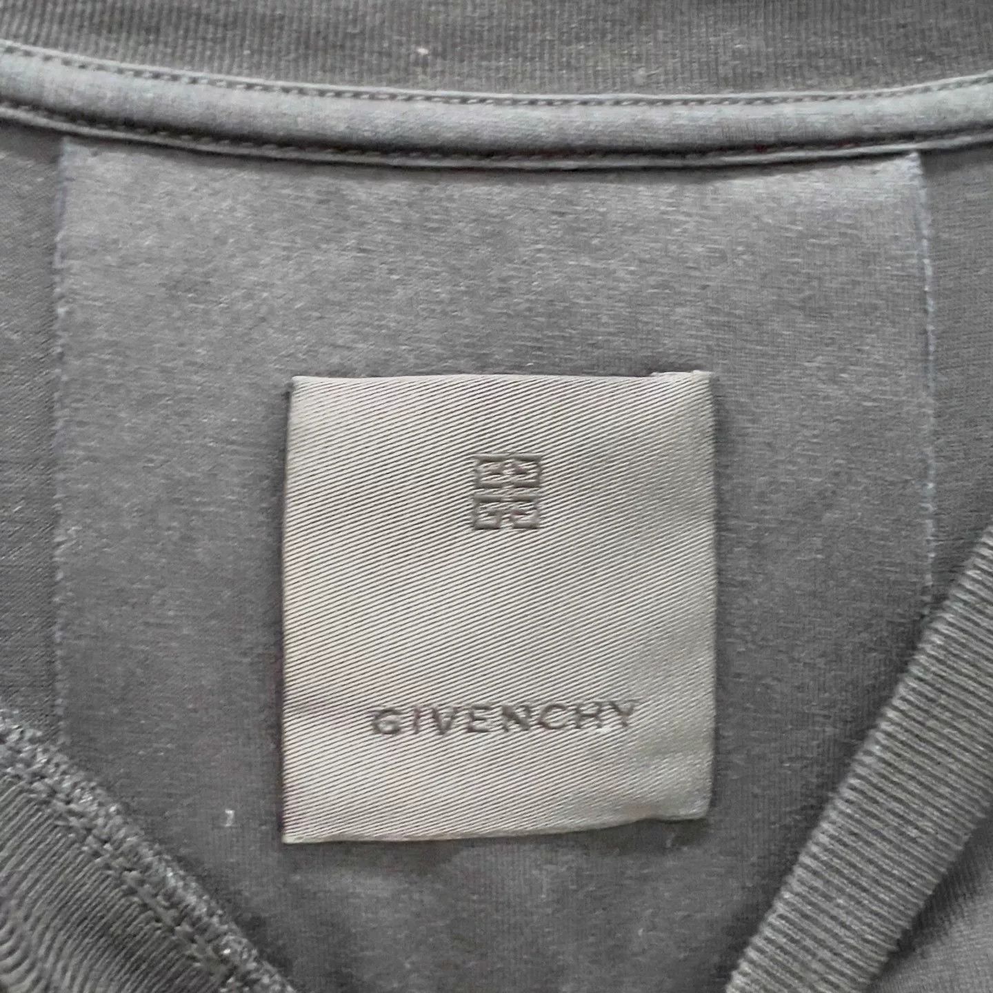 Givenchy Givenchy Logo T-Shirt Size XL Size US XL / EU 56 / 4 - 6 Thumbnail