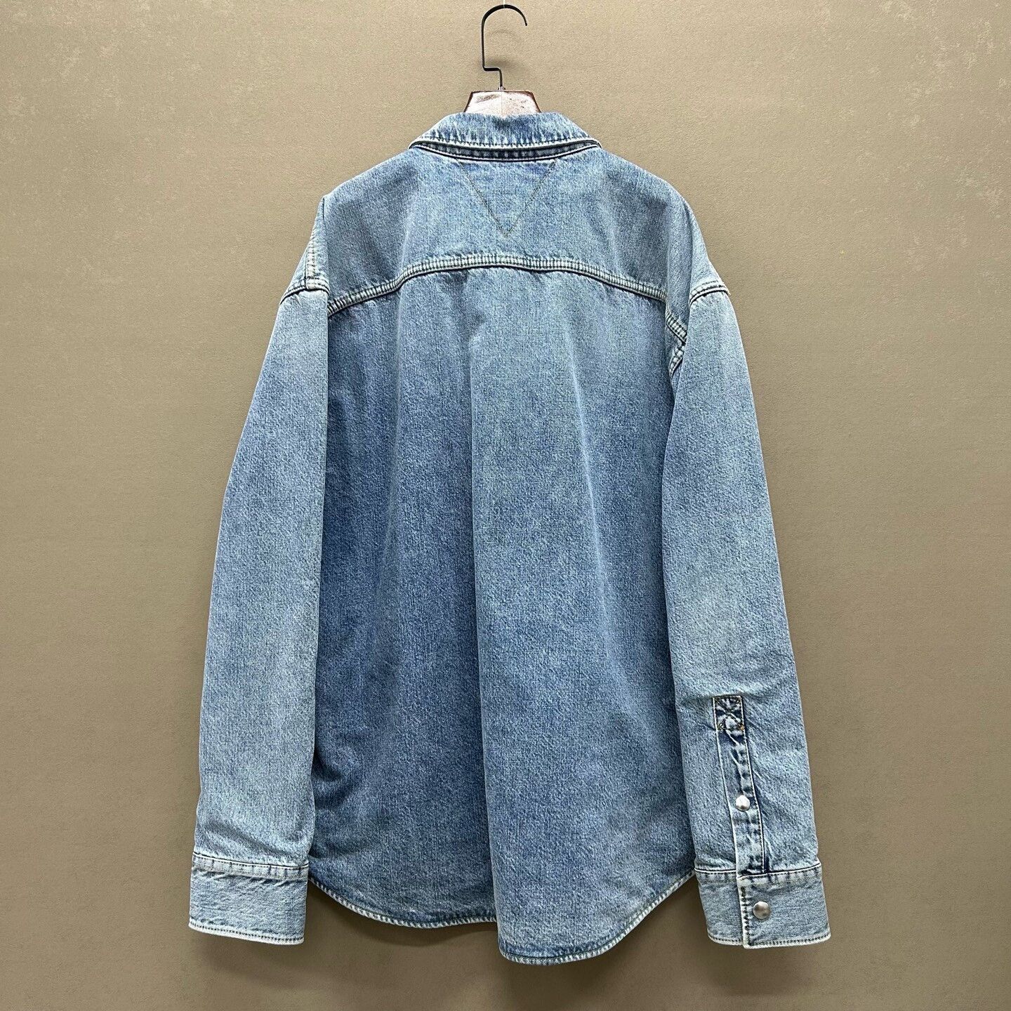 Bottega Veneta Bottega Veneta Washed Denim Shirt Size L Size US L / EU 52-54 / 3 - 3 Thumbnail