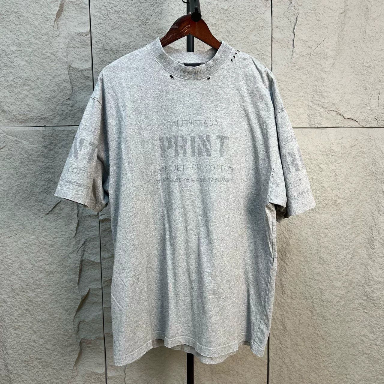 Balenciaga Balenciaga Print Logo T-Shirt Size M Size US M / EU 48-50 / 2 - 2 Thumbnail