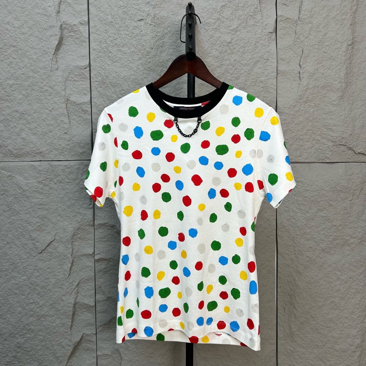 Louis Vuitton Louis Vuitton x Yayoi Kusama Polka Dot T-Shirt Size S Size US S / EU 44-46 / 1 - 2 Thumbnail